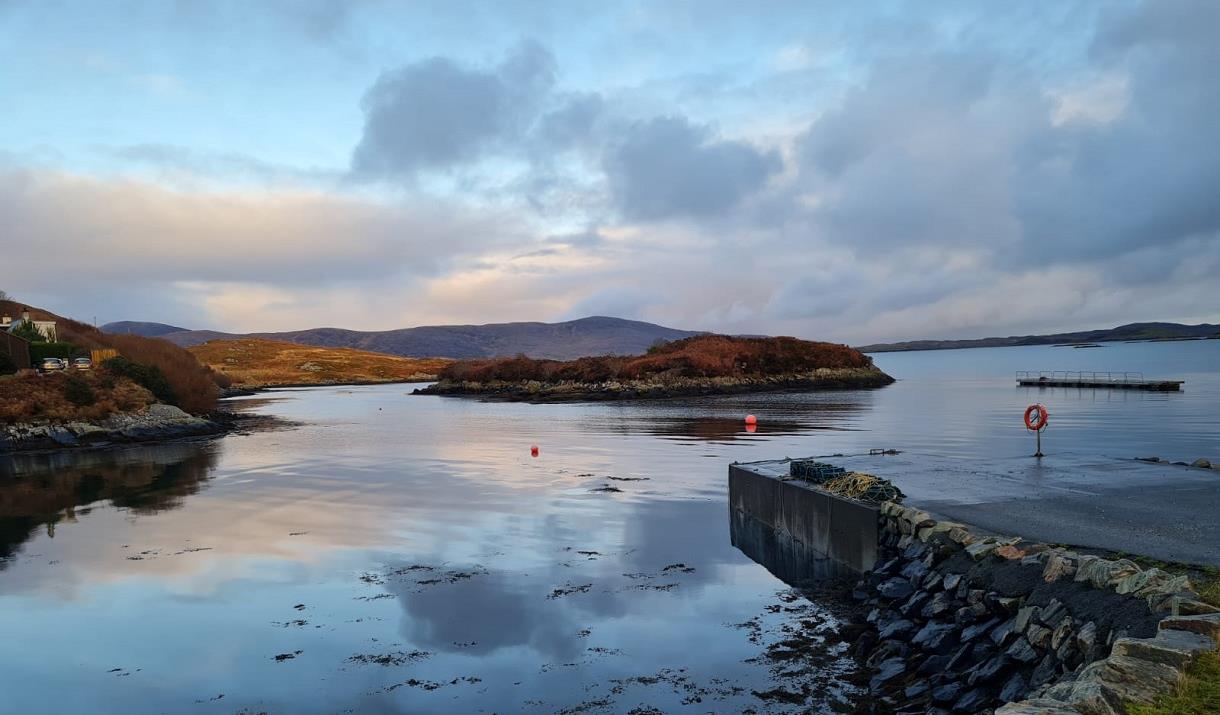 No 5 Drinishader Hostel sea views No 5 Drinishader Hostel sea views